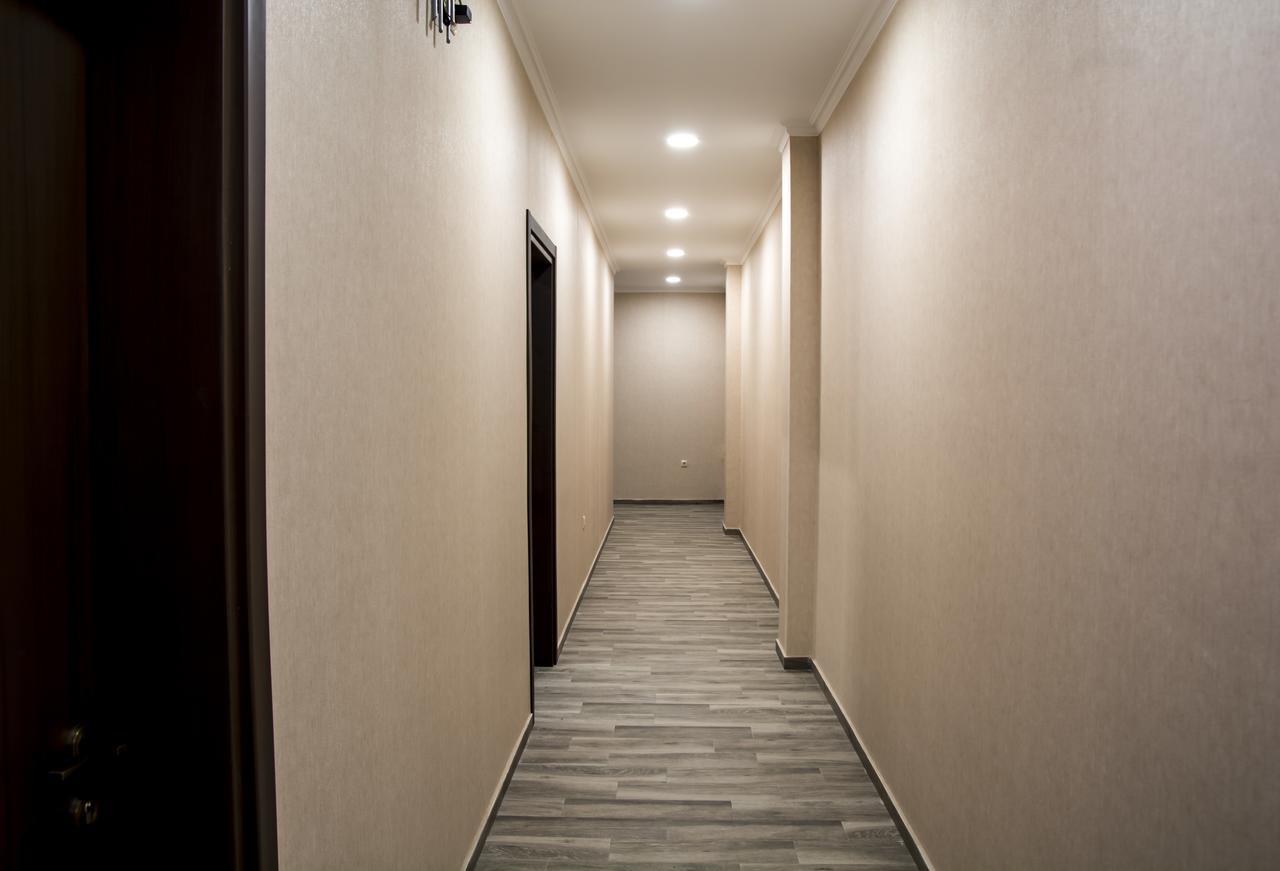 Hotel Absolut Batumi Esterno foto