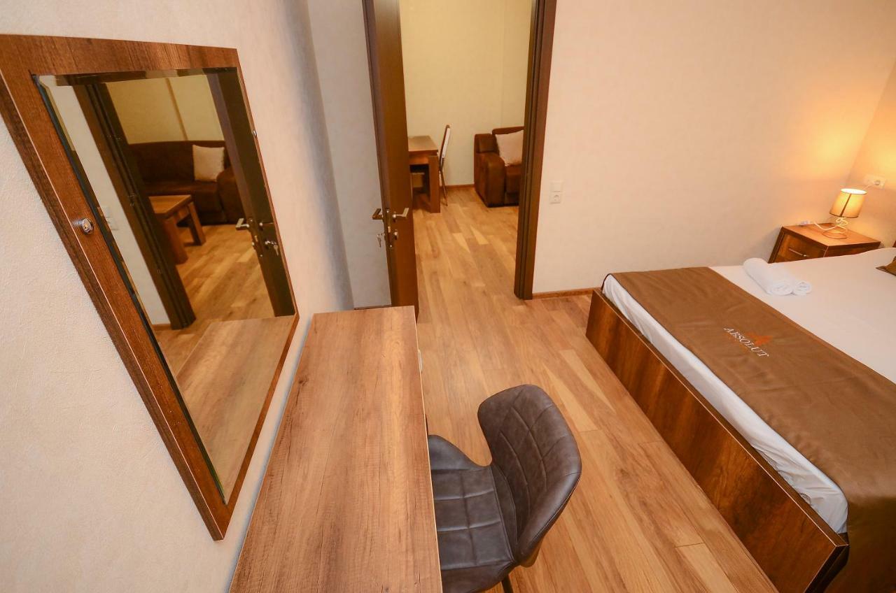 Hotel Absolut Batumi Esterno foto